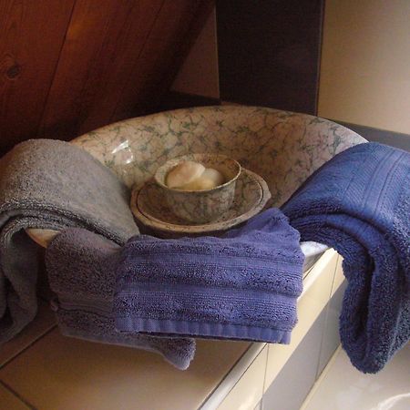 La Grange De Coatelan Hotel Plougonven Bagian luar foto