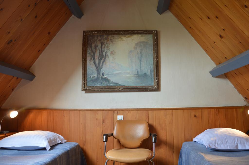 La Grange De Coatelan Hotel Plougonven Bagian luar foto
