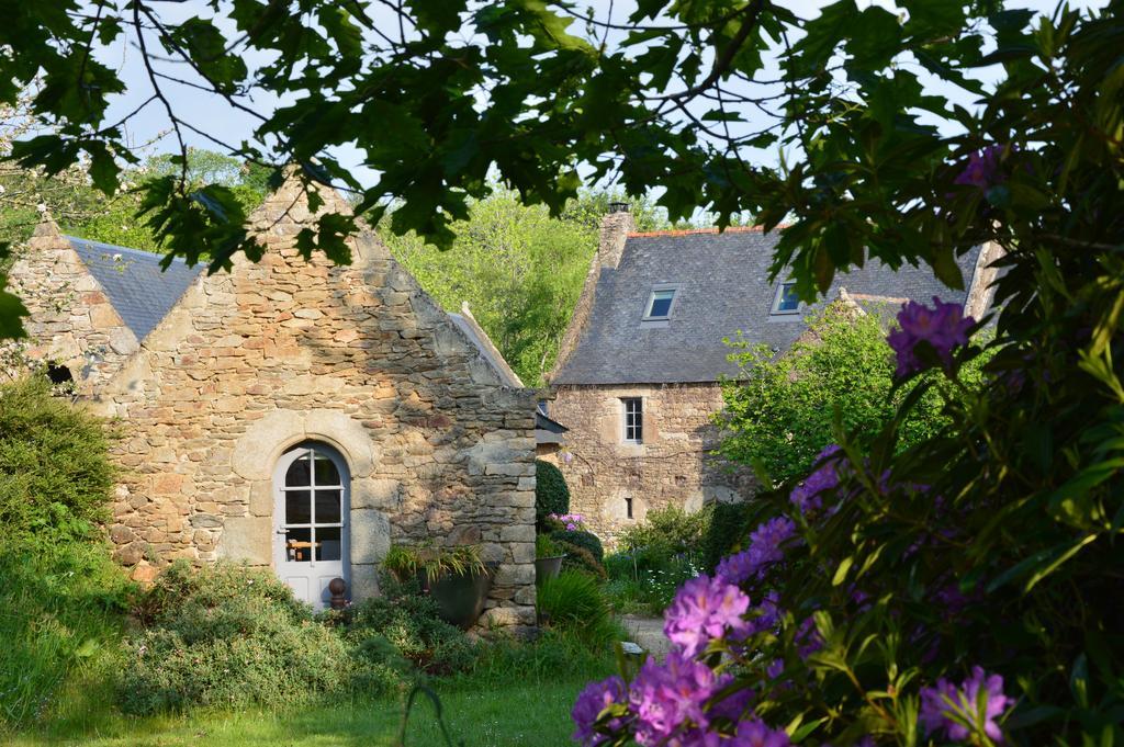 La Grange De Coatelan Hotel Plougonven Bagian luar foto