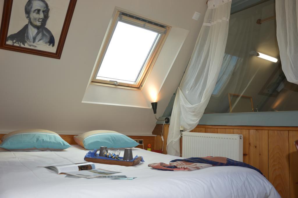 La Grange De Coatelan Hotel Plougonven Bagian luar foto